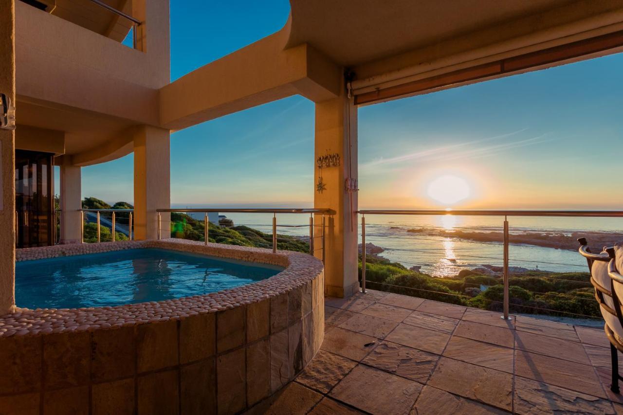 Whale Waters Self Catering Gansbaai Apartman De Kelders Kültér fotó