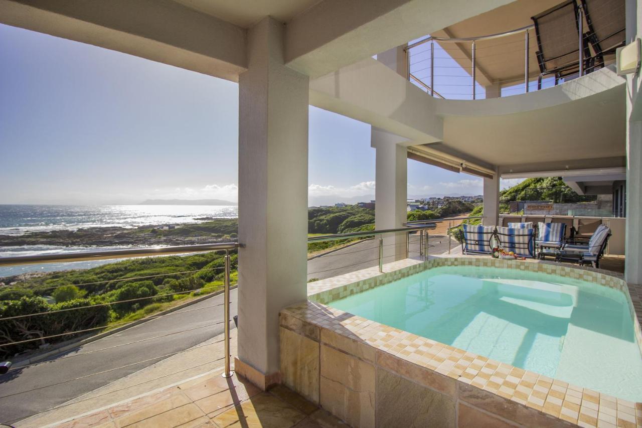 Whale Waters Self Catering Gansbaai Apartman De Kelders Kültér fotó