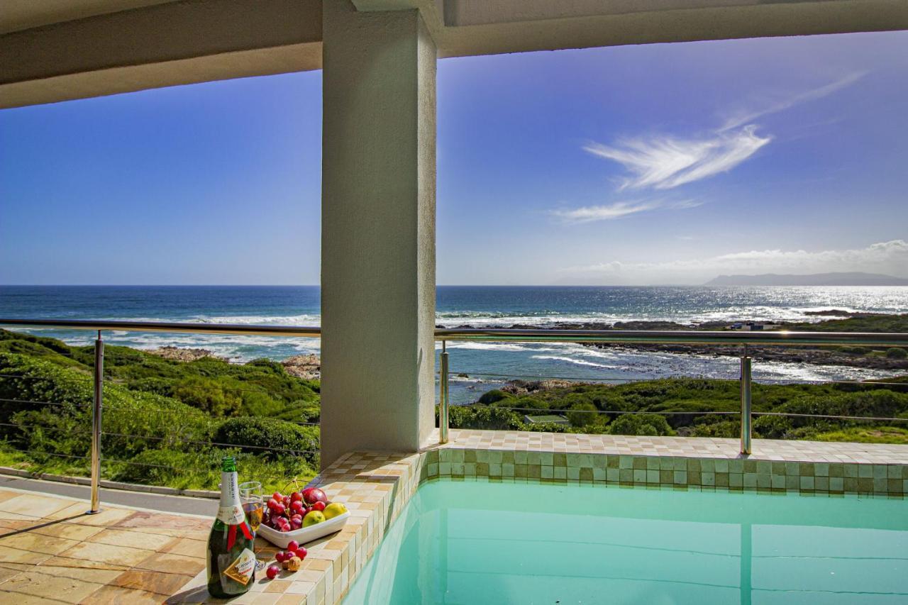 Whale Waters Self Catering Gansbaai Apartman De Kelders Kültér fotó